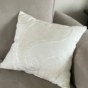 Leah creme natural cotton pillow