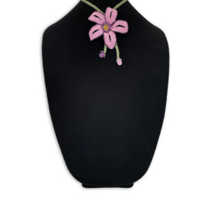 oya crochet lila necklace