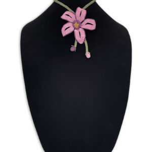 oya crochet lila necklace
